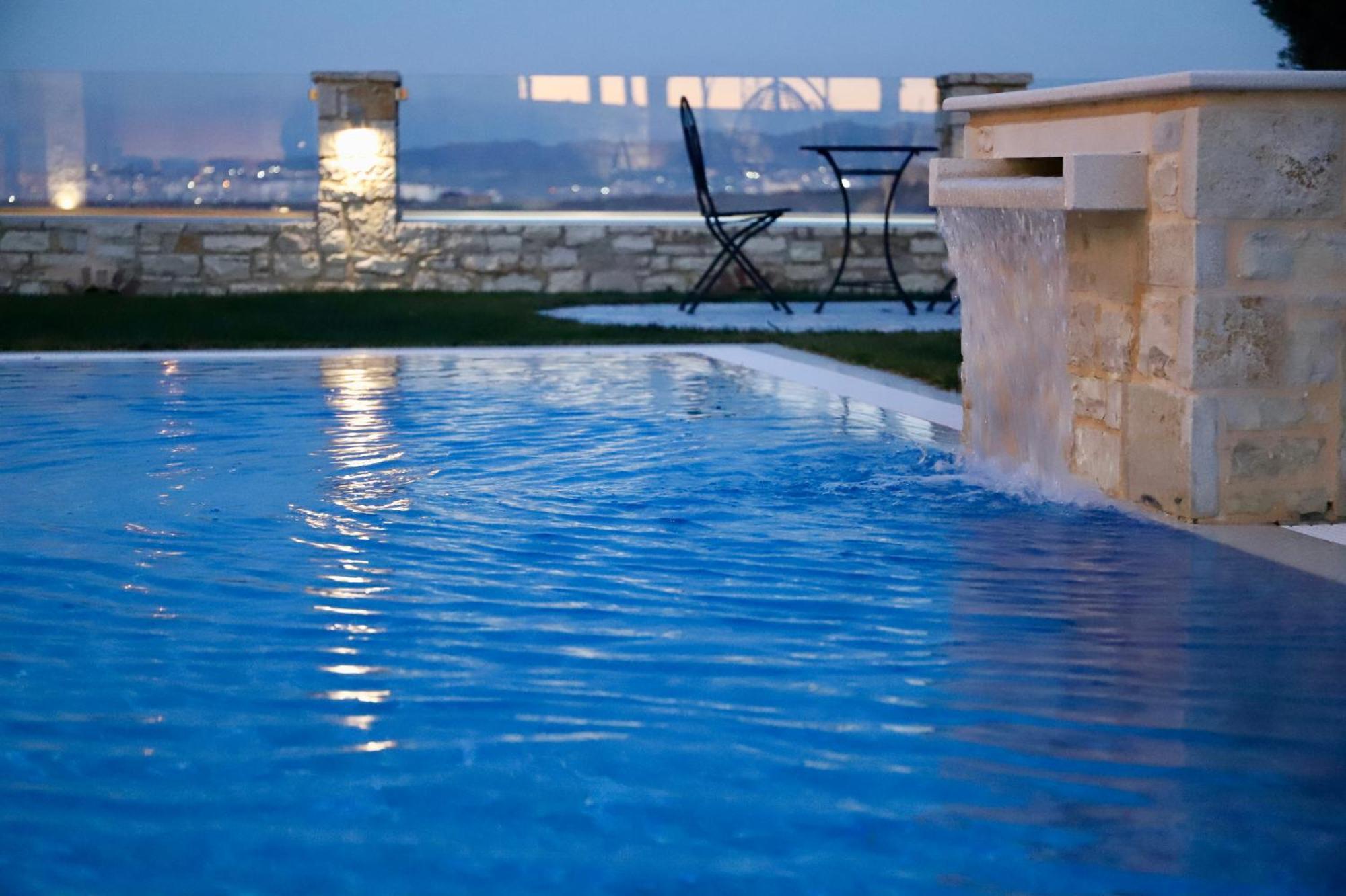 Green Villa With Private Pool Durres Exterior photo