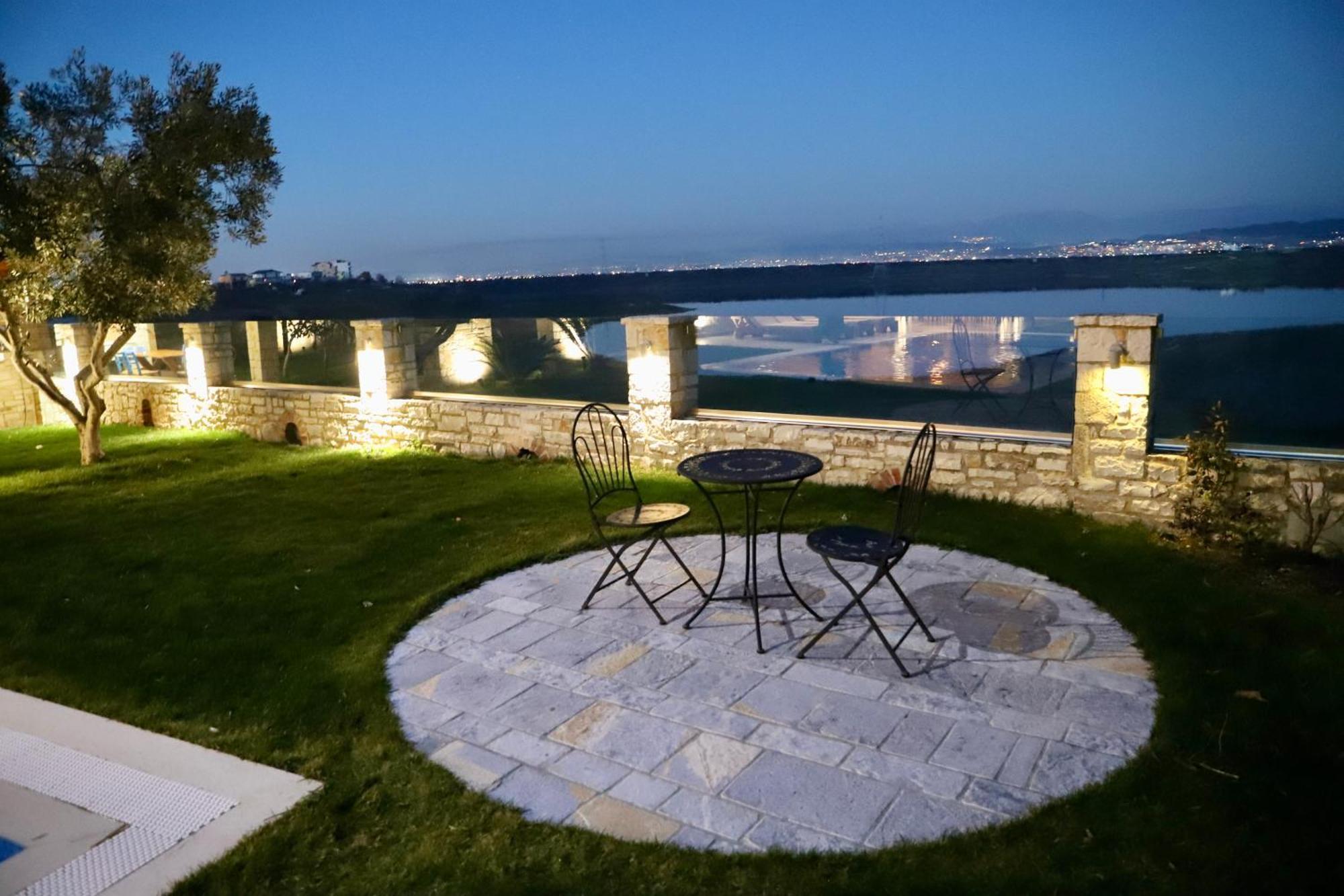 Green Villa With Private Pool Durres Exterior photo