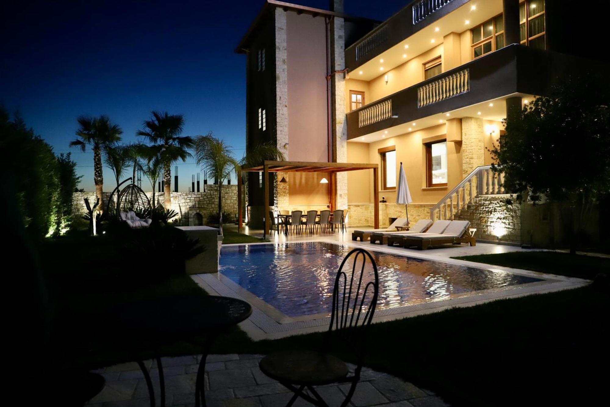 Green Villa With Private Pool Durres Exterior photo