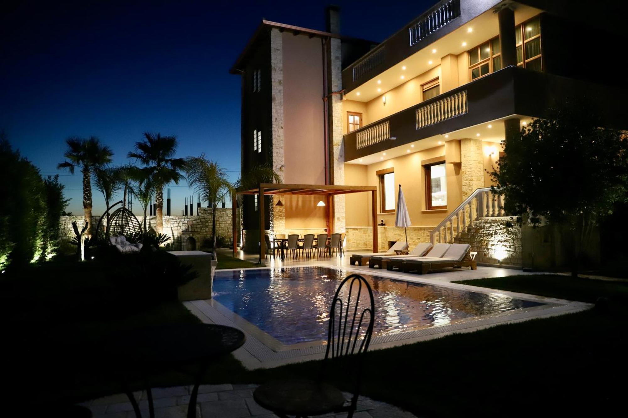 Green Villa With Private Pool Durres Exterior photo